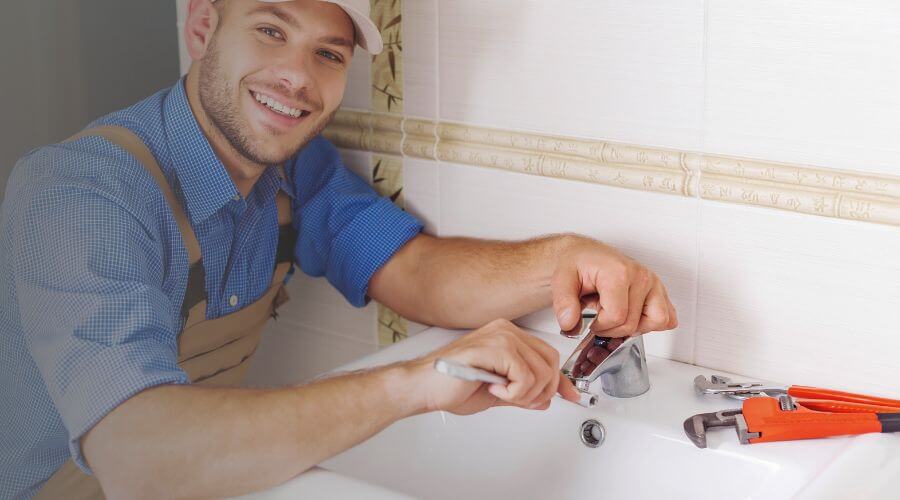 Handle or spout repair in Cardington, OH